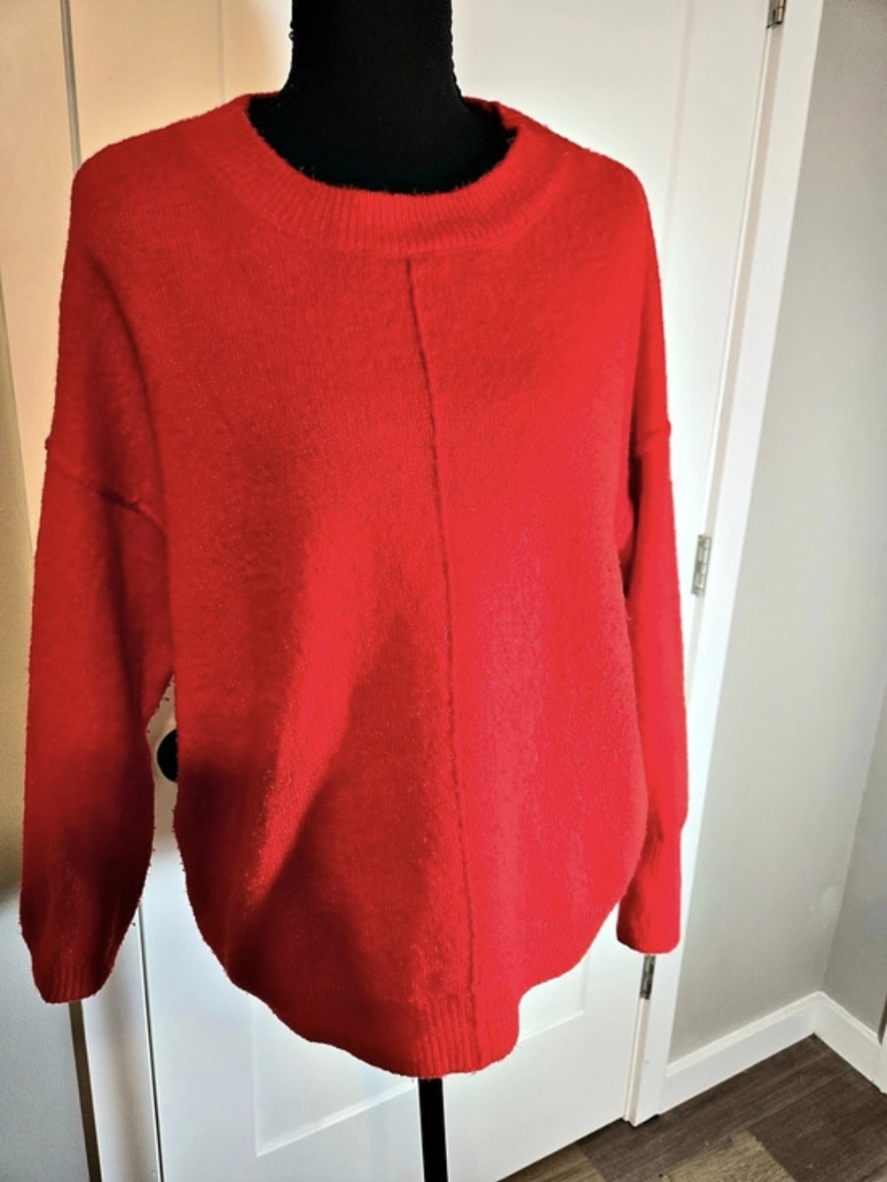 Vince Camuto Red Exposed Front Seam Crewneck Sweater Relaxed Fit XS